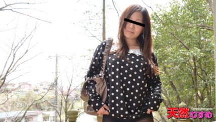 10MUSUME-040114_01 Flying Walk～變態外套與戶外口交～