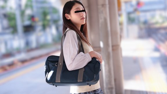 10MUSUME-081224_01 制服娘を電車でイタズラ