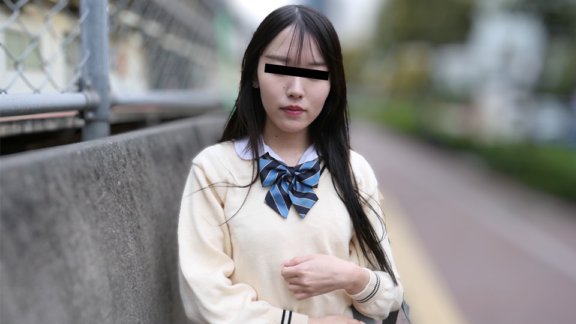 10MUSUME-081425_01 山下萌香在火車上惡作劇穿制服的女孩
