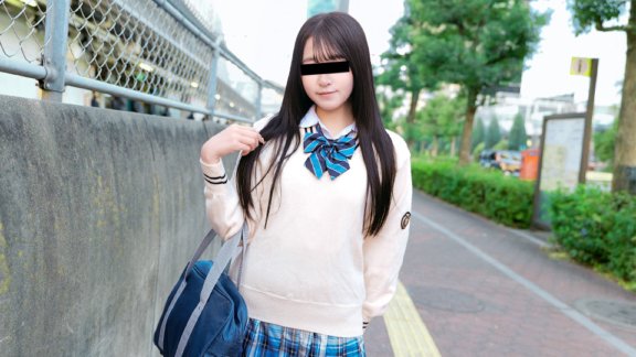 10musume-081926_01 Faire une blague à une fille en uniforme dans le train Yuka Negishi