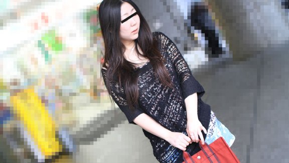 10MUSUME-082223_01 一个天然巨乳的入店行窃素人女孩全裸接受审讯！
