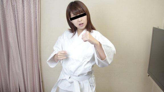 10MUSUME-122919_01 Ang paraan ng karate beauty sa pagtataboy ng mga molester ay natalo~