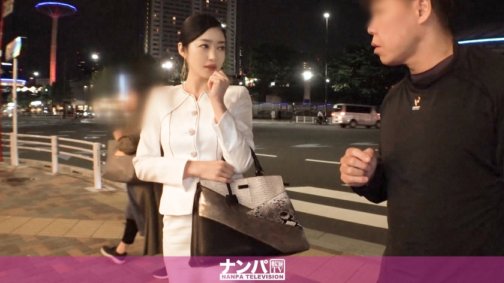 200GANA-2097 진짜 연파, 첫 촬영. 1352 섹스리스로 욕구 불만인 미인 부인이 헌팅사의 테크닉으로 발정! 「안돼!!」라고 거부하면서도 몸은 본능에 저항하지 않고 실전 돌입!!