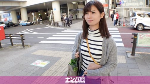 200GANA-2397 Sérieusement doux, premier coup. 1563 Récupère avec succès une belle épouse qui n'est pas satisfaite de sa vie sexuelle avec son mari ! Au fur et à mesure que nous réduisons la distance et commençons à toucher leurs corps, elle révèle progressivement son expression d'attente, et sur le lit, elle montre son visage féminin et s'amuse !