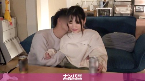 200GANA-2653 在一位經驗豐富的把妹達人的性愛房間裡，他將透過 241 應用程式配對到的女孩帶到他家並與她發生性關係！她竟然露出了自己凌亂的樣子，根本不知道自己正在被偷拍！