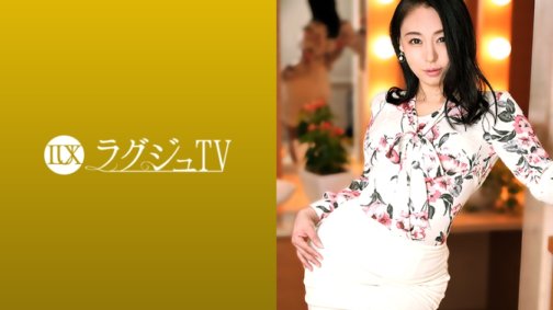259LUXU-1397 Luxury TV 1384 „Ich wollte es erleben, bevor ich Japan verließ…“ Die Frau des Präsidenten, die betrogen werden will, hat ihr letztes Stück mit Luxury TV!? Sie hat ein scheinbar grenzenloses sexuelles Verlangen und ausgereifte sexuelle Fähigkeiten, die selbst die männlichen Schauspieler erschöpfen! Darüber hinaus schmeckt sie mit ihrem weichen und anzüglichen Körper die Schwänze anderer Leute und offenbart ihren instinktiven Sex vor der Kamera!
