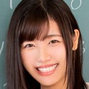 新見詩織