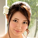 海野真央