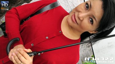 PACOPACOMAMA-013013_837 成熟女子拿著傳單玩火——與50歲妻子猥褻散步——