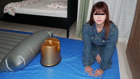 PACOPACOMAMA-042421_464 Bringen Sie einen unzüchtigen Stuhl mit! Lieferung von Gesundheitsseife für reife Frauen