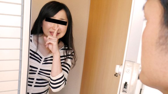 PACOPACOMAMA-100418_351 団地妻 〜隣人にあえぎ声が聞こえちゃう…〜