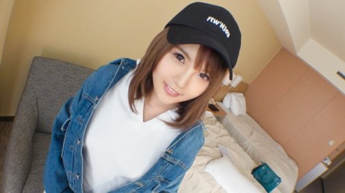 SIRO-3720 [Premier plan] Application AV en ligne → Tournage d'expérience AV 885 Très excité par la bite de l'acteur ♪ Presque évanoui après avoir eu des relations sexuelles pour la première fois depuis un moment ♪
