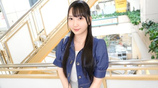 SIRO-5380 【20歲x情色世界新感覺】她有獨特的情色世界觀！任何進入她領域的人都會經歷一種神秘的現象，讓他們勃起！有肉肉的感覺！肌膚清爽緊緻，讓人忍不住想搓揉！這就是20歲的膚感！ 20歲是個特殊的年紀，無論是精神上或身體上都散發著色情的氣息！而且，我從來沒看過有人這麼認真地口交！只有喜歡雞巴的人才能做到這一點！而且當性愛開始時，你會感到敏感，她變成了一個乞雞女孩！在你意識到之前，她已經觸碰了自己感覺良好的地方。我想讓你看著他一遍又一遍地釋放壓抑的性慾並射精！尤其是如果你喜歡屁股，看到他從後面被操的景像你會驚訝一百倍。 【初拍】AV線上申請→AV體驗拍攝2270