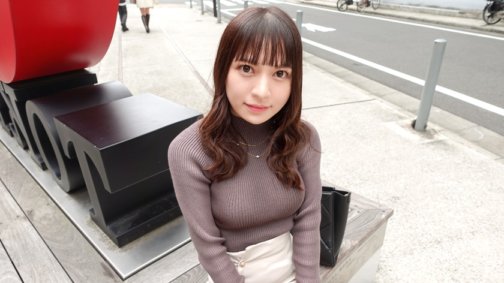 SIRO-5453 一個有著可愛大眼睛的漂亮混血女孩來了！她在補習班教書，每天都在痛苦中度過，並透過自慰來解脫。透過SEX達到最高高潮，釋放你壓抑已久的性慾！ 【第一槍】AV線上申請→AV體驗拍攝2341