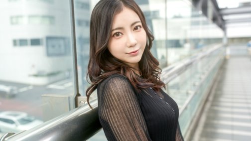 SIRO-5463 【微塵氣場x經驗豐富的敏感體質】32歲美女網紅第一次拍寫真緊張！ 「我很緊張……」她微笑著，這個吻以一個深深的扭舌吻和一陣愉悅開始。無法拒絕的體質，無法隱藏的嚴重高潮【初拍】AV線上申請→AV體驗拍攝2371