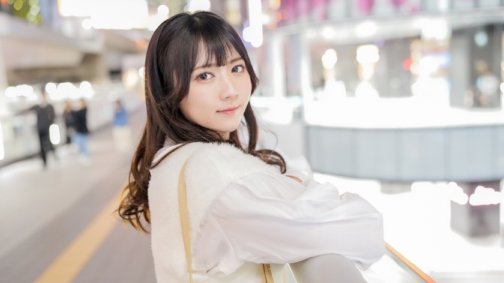 SIRO-5464 「我想成為我崇拜的女演員那樣的人！」露出天真的笑容的諾亞做出了重大決定！鼓起勇氣在業餘電視上首次亮相！一觸碰她敏感的身體，瞬間就氾濫成災！ ？她害羞地試著忍住聲音，但甜美的聲音卻漏了出來！享受她柔軟蓬鬆的身體！ 【初拍】AV線上申請→AV試拍2342